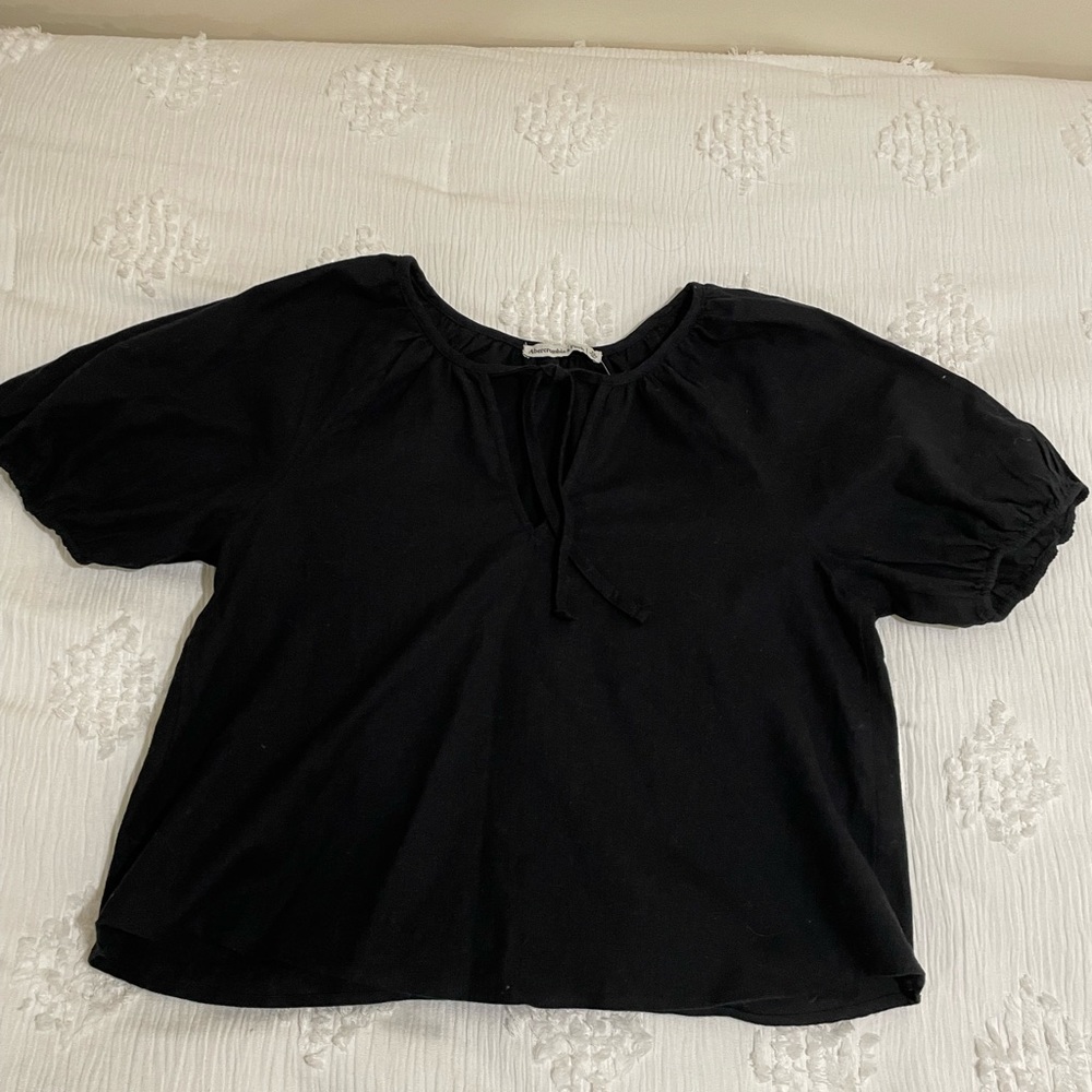 Black Abercrombie and Fitch Top